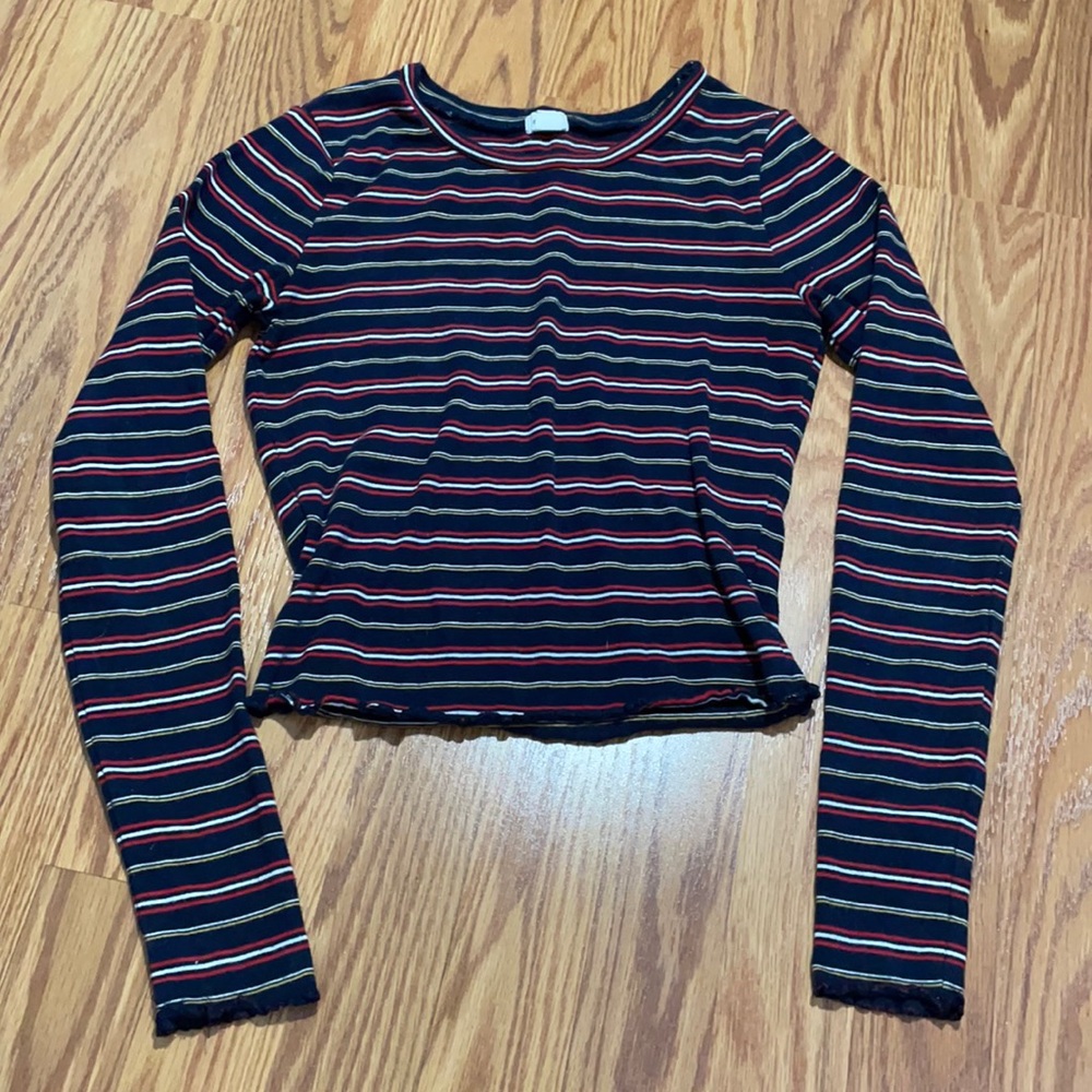 Garage Long Sleeve Crop top